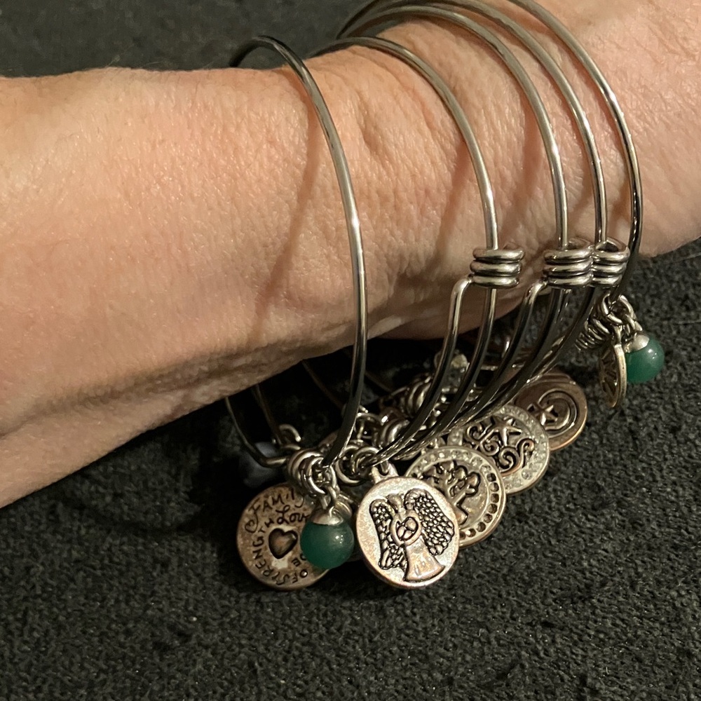 Charm Bangle Bracelet Set
